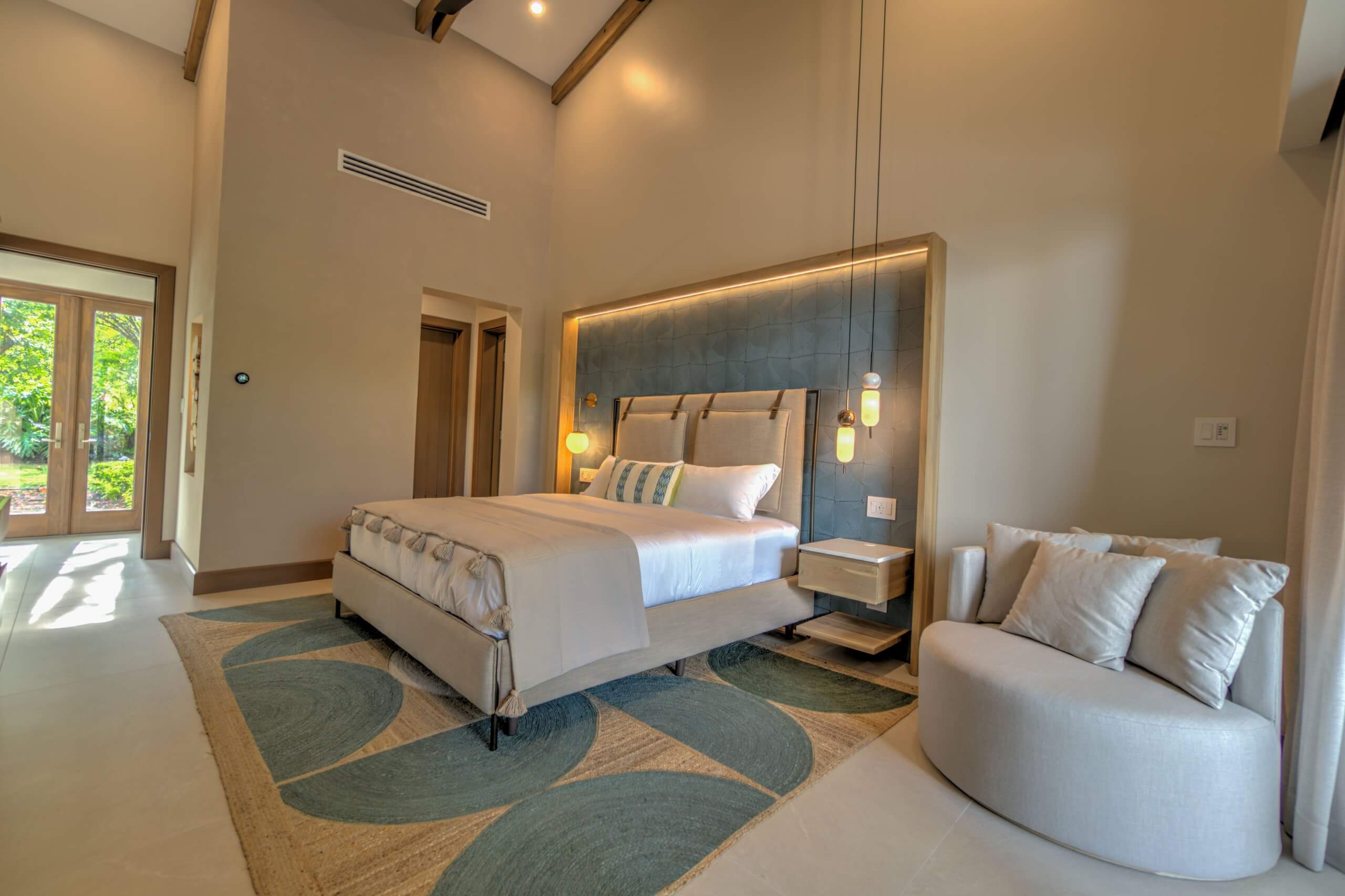room_of_the_house_three_monkeys_guanacaste-2